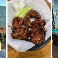 Bralie's Sports Bar 2