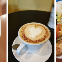 Cafe Aroma - London E17 4QS