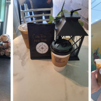Cardinal Points Coffee Shop