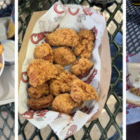 Chickie's & Pete's - Midway America