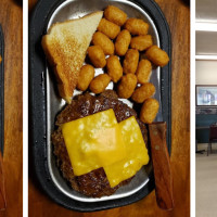 Cloverleaf Bar & Grill