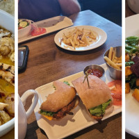 Earls Kitchen Bar - Penticton
