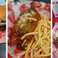 Freddy's Frozen Custard & Steakburgers