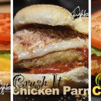 Highball Billiards Bar & Grill