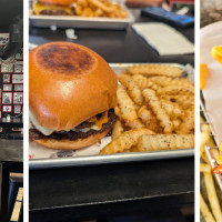 Juicy burger & Wings حلال Smash Burger (longwood)