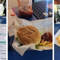 Knot's Bar & Grill at Bluegreen Harbour Lights Resort