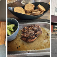 Landmark Bar & Grill