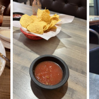 Queen's Tacos Mexican Bar & Grill