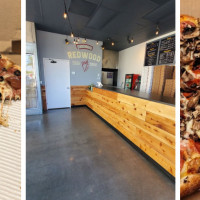 Redwood Pizza and Wings