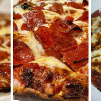 Tata's Pizza